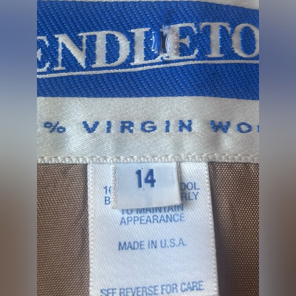 VINTAGE PENDLETON COAT. 100% Virgin Wool. Size 14 - Picture 4 of 15